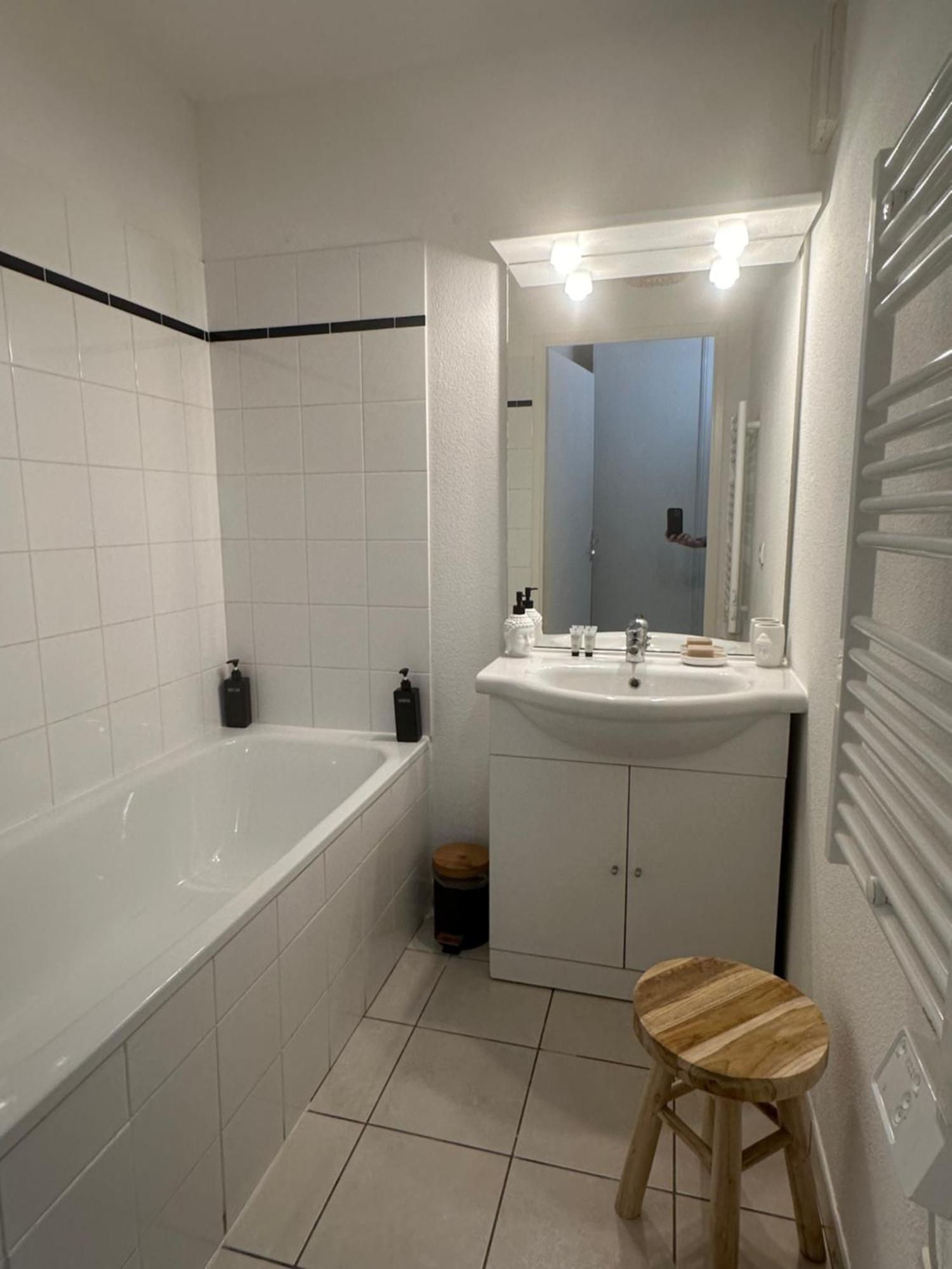 Appartement Entierement Renove روي المظهر الخارجي الصورة