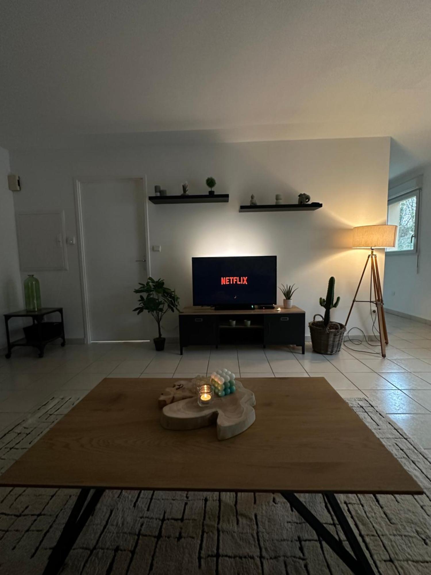Appartement Entierement Renove روي المظهر الخارجي الصورة